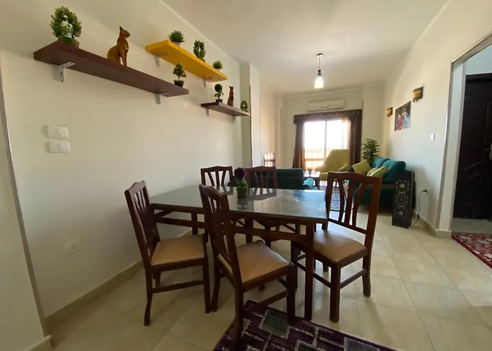 Apartmanhotel Charbel Gurdaka