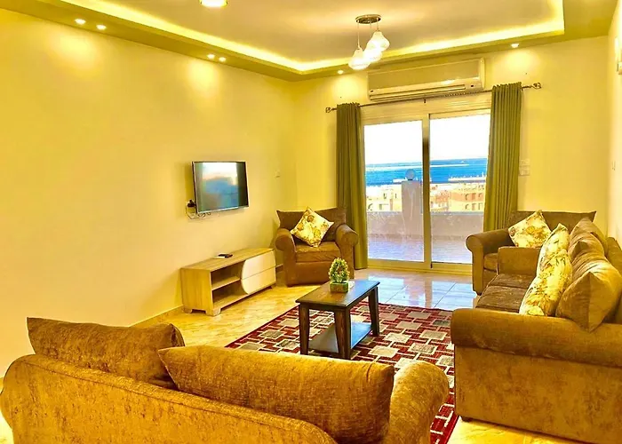 Apartmanhotel Charbel 4*